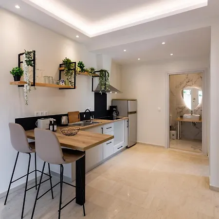 Vallia's Seaview & Stylish By Konnect, Nisaki