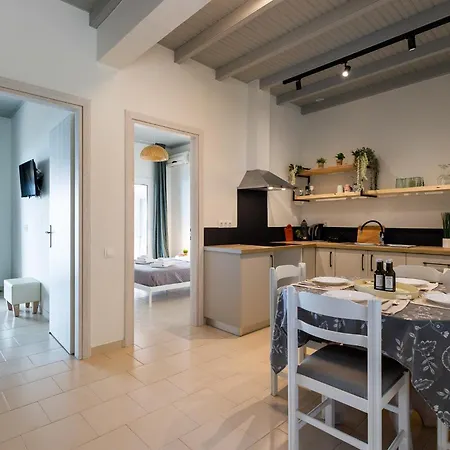 Vallia's Seaview & Stylish By Konnect, Nisaki Lejlighed