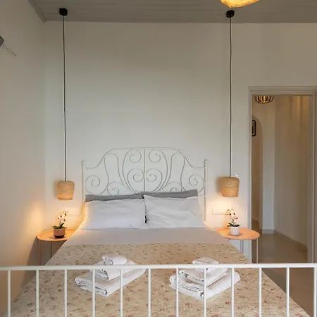 Vallia's Seaview & Stylish By Konnect, Nisaki Lejlighed