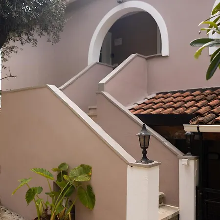 Vallia's Seaview & Stylish By Konnect, Nisaki *