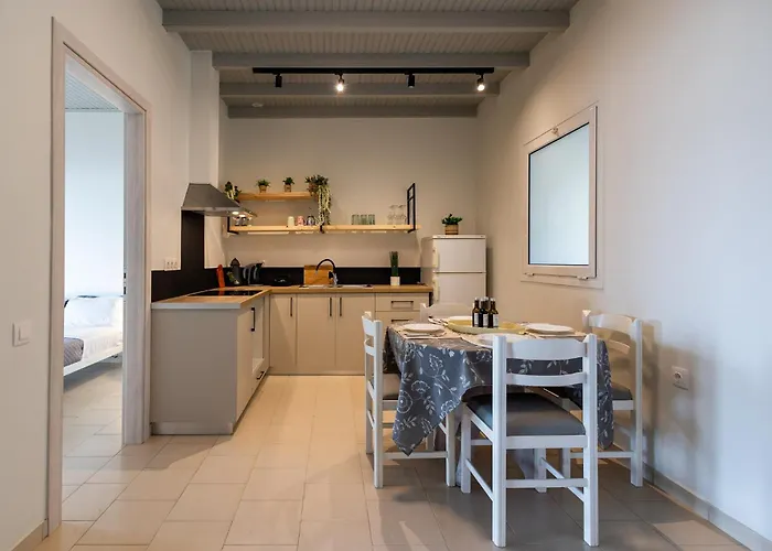 شقة Vallia's Seaview & Stylish By Konnect, Nisaki