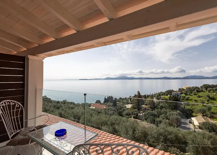 Vallia's Seaview & Stylish By Konnect, Nisaki شقة