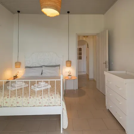 Vallia's Seaview & Stylish By Konnect, Nisaki דירה ניסקי